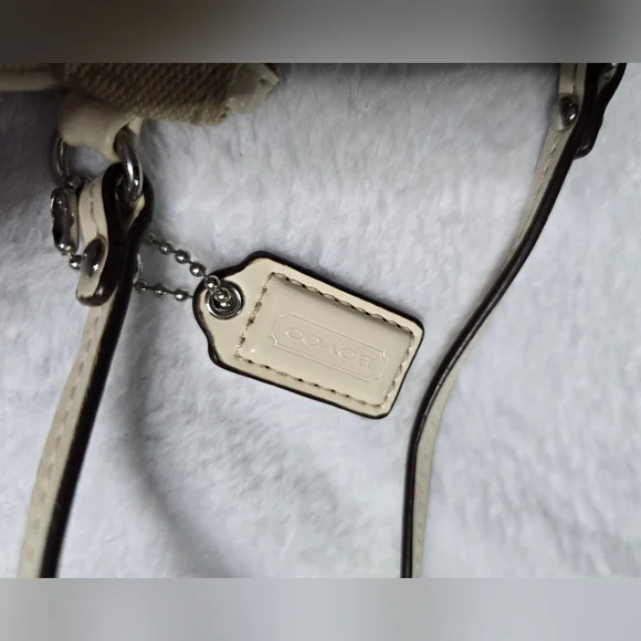 Coach Wristlet Wallet Coin Purse Wrist Tote - Picture 2 of 9